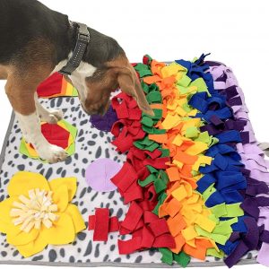 SCHITEC 犬おもちゃ 訓練毛布 ノーズワークマット エサ入れ【多色・矩形・70cm×70cm・大型】 嗅覚訓練マット ノーズワーク 頑丈 分離不安 知育玩具 食いちぎる対策 運動不足・ストレス解消 犬・猫用